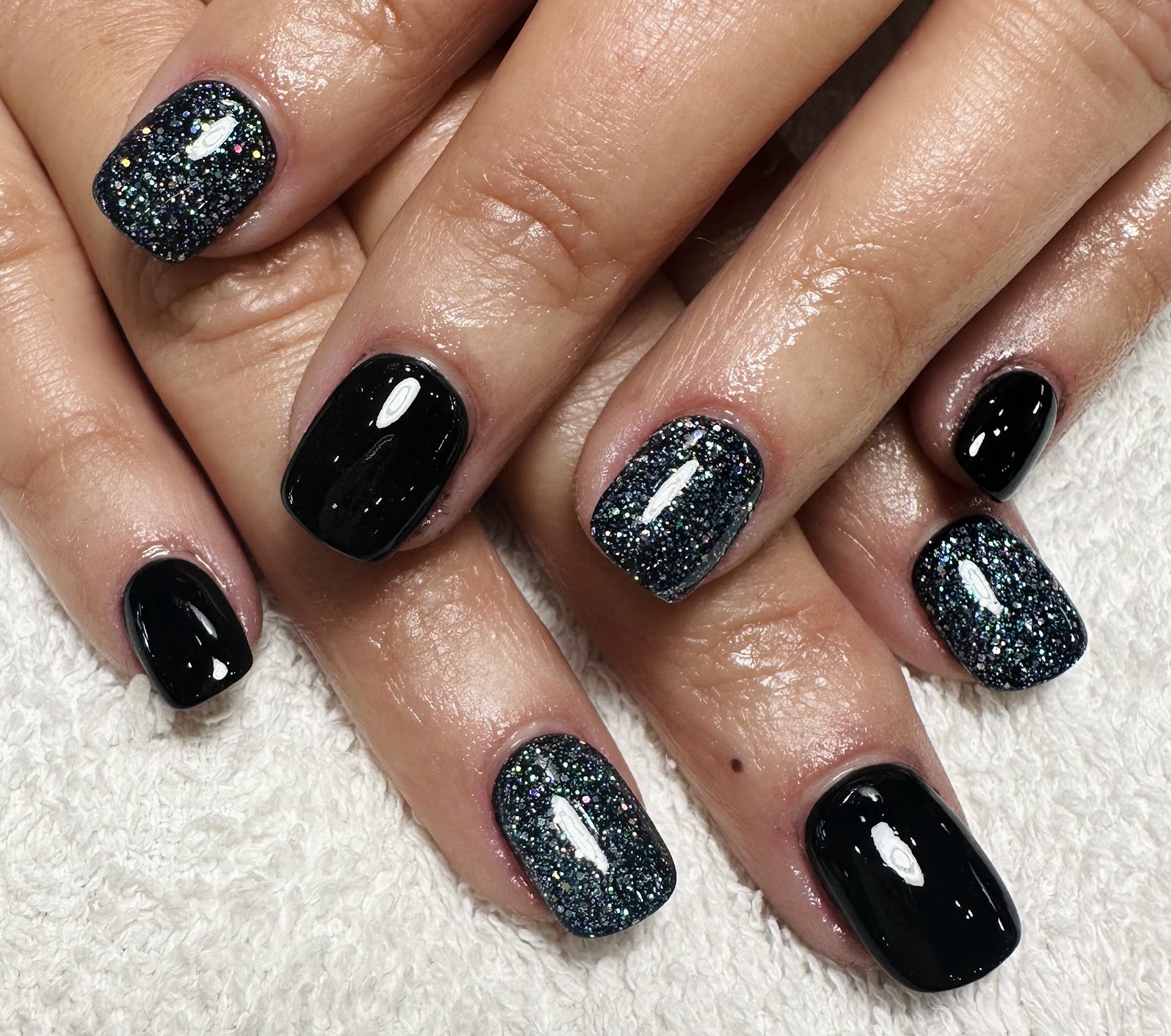 Hi-En Nail Salon & Spa nail photo 5